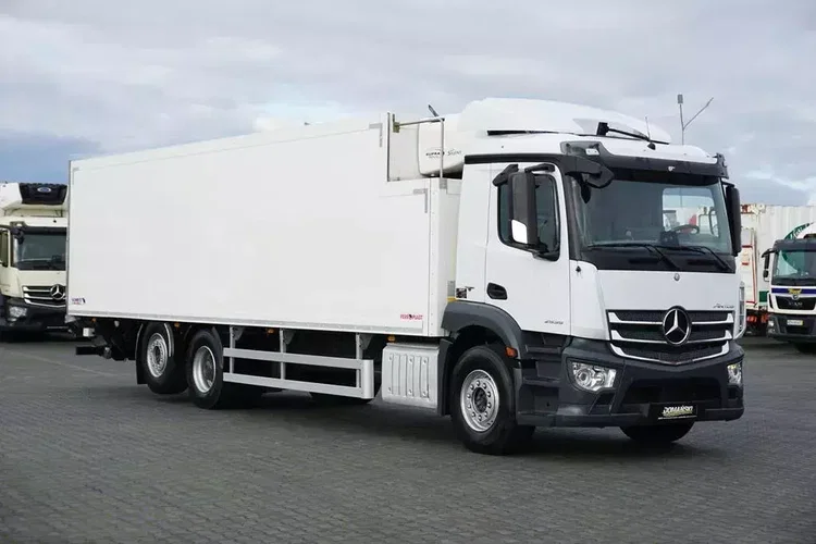 Mercedes ANTOS / 2535 / EURO 6 / CHŁODNIA + WINDA / 23 PALETY / OŚ SKRĘTNA zdjęcie 2