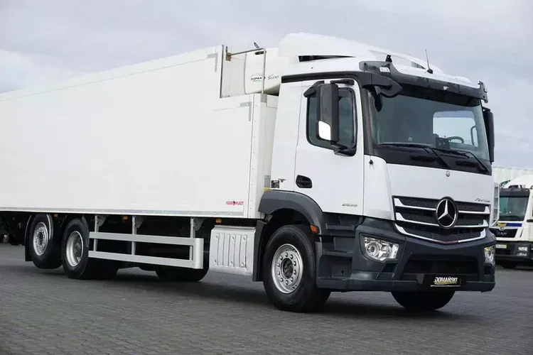 Mercedes ANTOS / 2535 / EURO 6 / CHŁODNIA + WINDA / 23 PALETY / OŚ SKRĘTNA zdjęcie 26