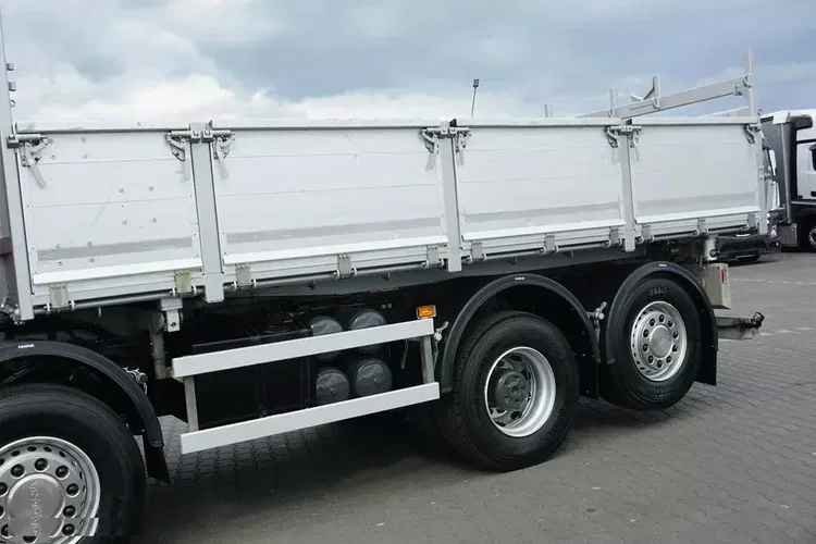 Scania G 400 / E 5 / 8 X 4 / 4 x 4 / WYWROTKA + HDS / TRIDEM / PALFINGER PK 26002 / MANUAL zdjęcie 29