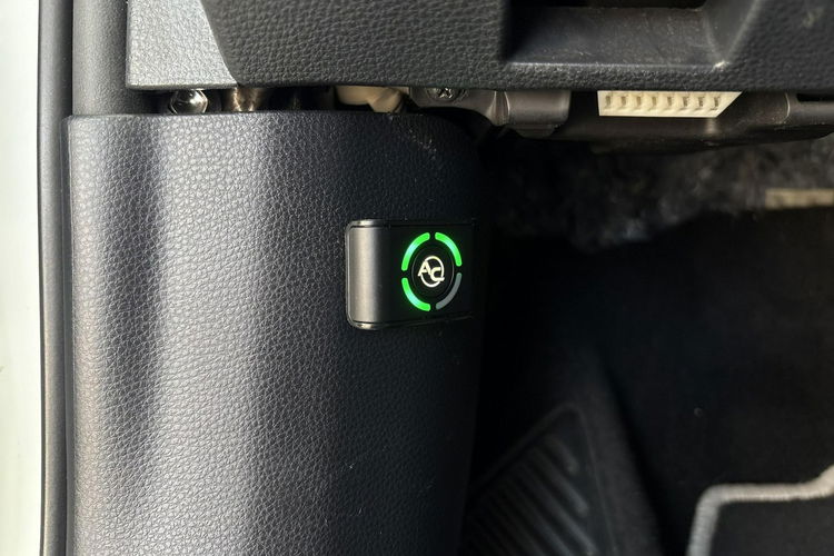 Toyota Corolla 1.8 Hybrid 122KM +LPG COMFORT, salon Polska, gwarancja, FV23% zdjęcie 22