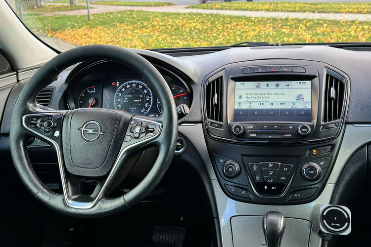 Opel Insignia Automat Diesel BDB stan zdjęcie 16