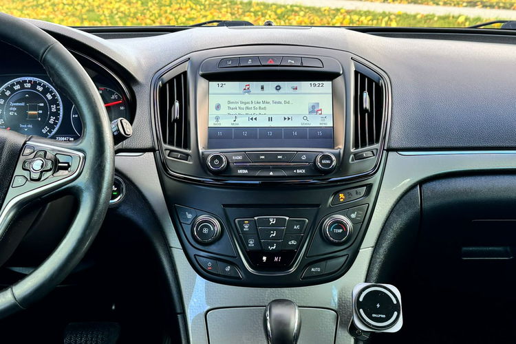 Opel Insignia Automat Diesel BDB stan zdjęcie 17