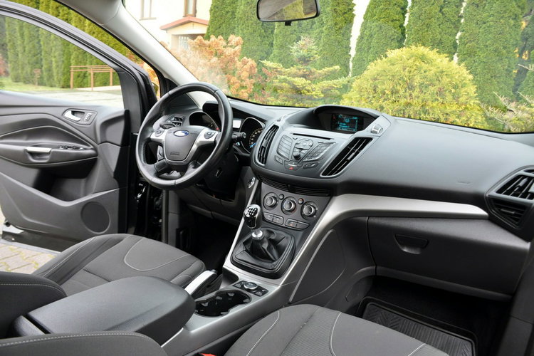 Kuga 1.6i(150KM) Welur Reling Grzana Szyba Parktronik I Wł Alu17"ASO Ford zdjęcie 24