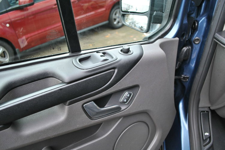 Transit Custom Custom Trend Van 300L2H2 2.0 EcoBlue 130KM M6 ASO Forda Gwarancja zdjęcie 13