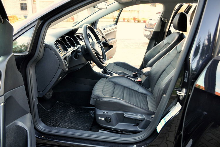 Volkswagen Golf 2.0TDI(150KM) Radar ACC Xenon Led Navi Masaże Skóry Chrom Alu18"ASO VW zdjęcie 21