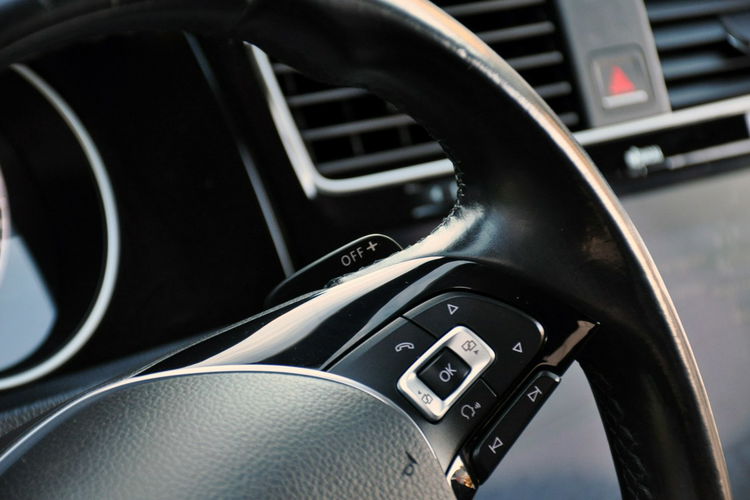Volkswagen Golf 2.0TDI(150KM) Radar ACC Xenon Led Navi Masaże Skóry Chrom Alu18"ASO VW zdjęcie 35