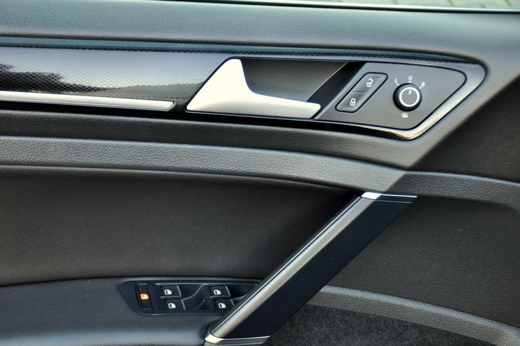 Volkswagen Golf 2.0TDI(150KM) Radar ACC Xenon Led Navi Masaże Skóry Chrom Alu18"ASO VW zdjęcie 37