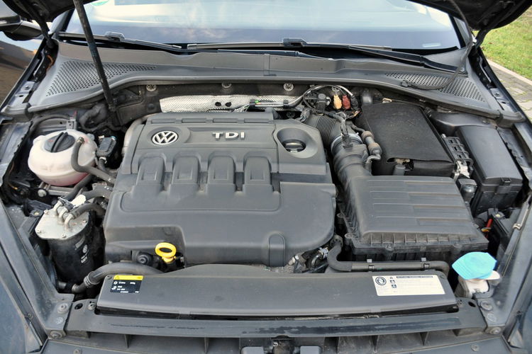 Volkswagen Golf 2.0TDI(150KM) Radar ACC Xenon Led Navi Masaże Skóry Chrom Alu18"ASO VW zdjęcie 39