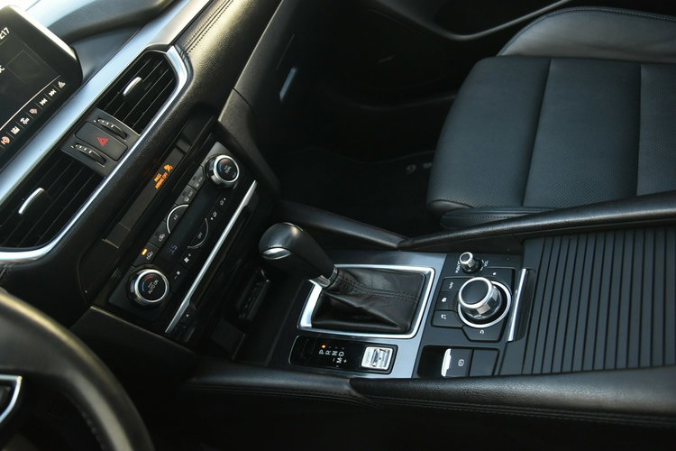 Mazda 6 2.5 192KM Automat 2017r. Skóra Kamera Xenon Grand Touring zdjęcie 11