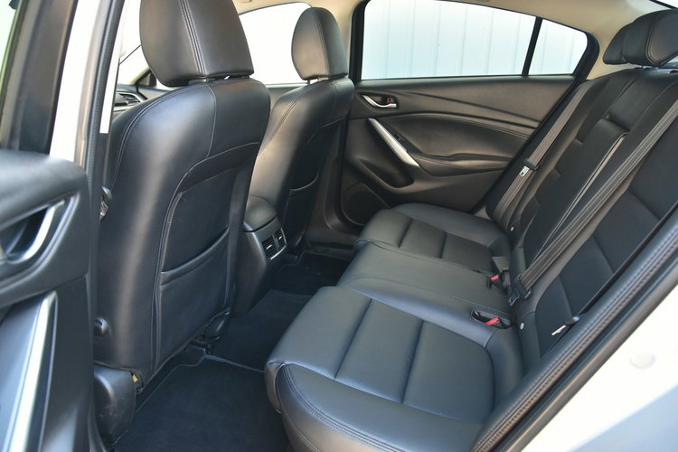 Mazda 6 2.5 192KM Automat 2017r. Skóra Kamera Xenon Grand Touring zdjęcie 14