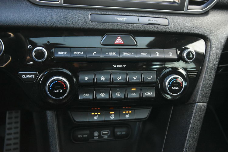 Kia Sportage GTline 2.0CRDi 136KM 2017r. AWD 4x4 JBL LED Skóra Panorama Kamera zdjęcie 11