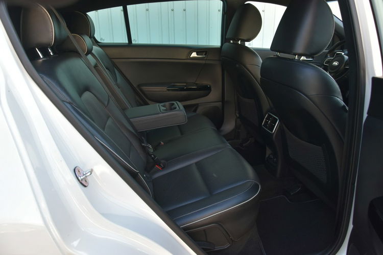 Kia Sportage GTline 2.0CRDi 136KM 2017r. AWD 4x4 JBL LED Skóra Panorama Kamera zdjęcie 14