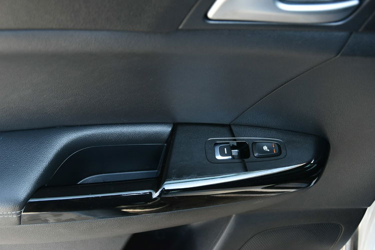 Kia Sportage GTline 2.0CRDi 136KM 2017r. AWD 4x4 JBL LED Skóra Panorama Kamera zdjęcie 15