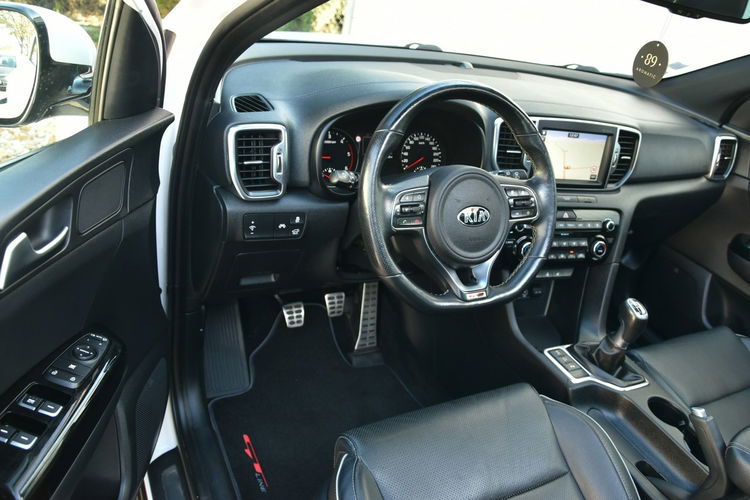 Kia Sportage GTline 2.0CRDi 136KM 2017r. AWD 4x4 JBL LED Skóra Panorama Kamera zdjęcie 17
