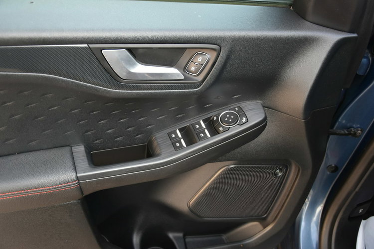 Ford Kuga ST line 2.0TDCi 190KM Automat 2020r. AWD FullLED HeadUp Virtual Kamera zdjęcie 14