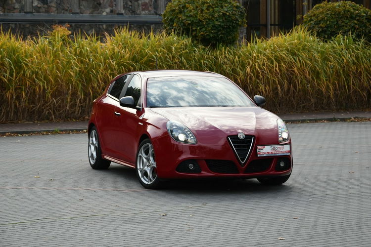 Alfa Romeo Giulietta 1.75TBi 234KM Manual 2011r. QV pakiet DNA Rosso LED Skóra zdjęcie 27