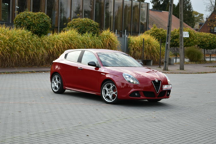 Alfa Romeo Giulietta 1.75TBi 234KM Manual 2011r. QV pakiet DNA Rosso LED Skóra zdjęcie 7