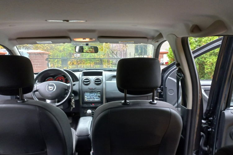 Dacia Duster Navi Hak Salon PL 1.6 105KM 1WŁ Pełny Serwis ASO Bezwypadkowy zdjęcie 17