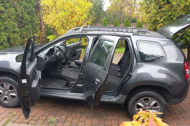 Dacia Duster Navi Hak Salon PL 1.6 105KM 1WŁ Pełny Serwis ASO Bezwypadkowy zdjęcie 34