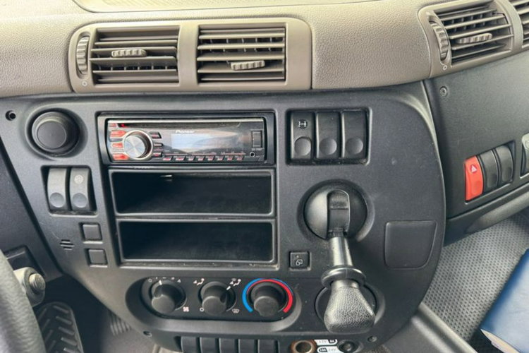 CF 65.300 DAF CF 65.300 , Rama pod zabudowę , kabina GLOB zdjęcie 7