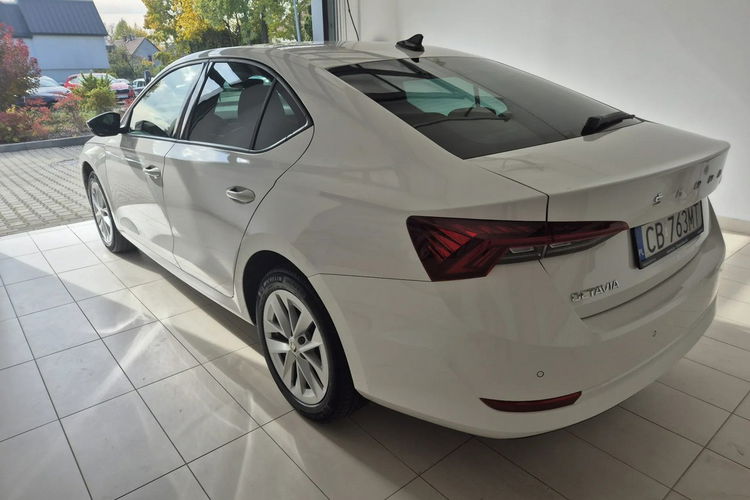 Skoda Octavia zdjęcie 10