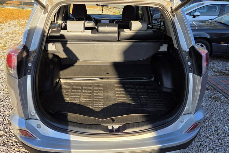 Toyota RAV-4 2.5 Hybrid Skóra Navi PDC Hand FreeEl. Klapa Serwis Kamera zdjęcie 16