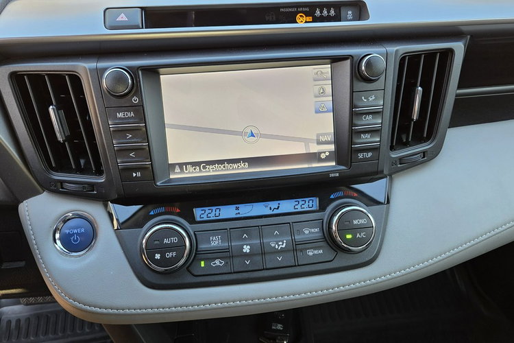Toyota RAV-4 2.5 Hybrid Skóra Navi PDC Hand FreeEl. Klapa Serwis Kamera zdjęcie 19