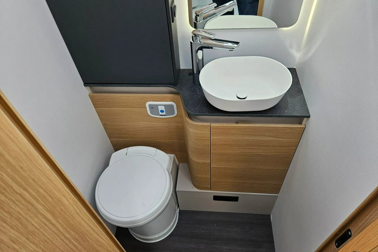 inny Adria Matrix Axess 670 SL zdjęcie 16