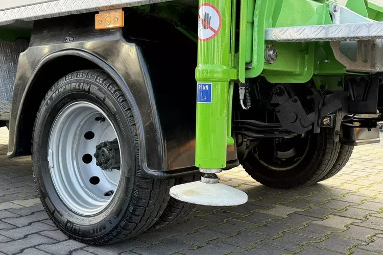 Nissan Cabstar Zwyżka Podnośnik Koszowy PALFINGER P210 BK UDT zdjęcie 18