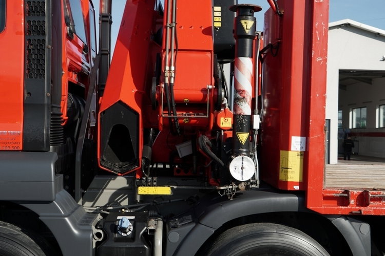 MAN TGS 35.360 / 8x2-4 / LAWETA + HDS FASSI  F240 / OŚ PODNOSZONA / 4 OSIOWY / NAJAZDY HYDRAULICZNE / WCIĄGARKA / POMOC DROGOWA zdjęcie 21