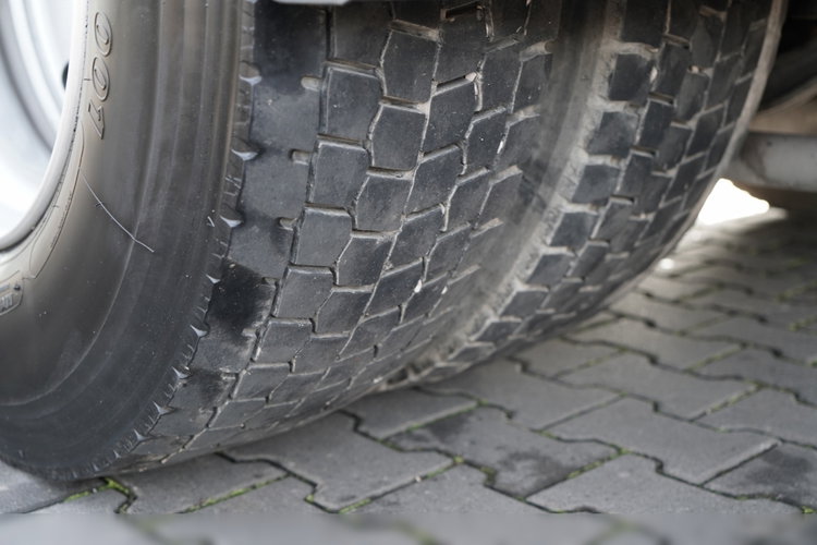 MAN TGS 35.360 / 8x2-4 / LAWETA + HDS FASSI  F240 / OŚ PODNOSZONA / 4 OSIOWY / NAJAZDY HYDRAULICZNE / WCIĄGARKA / POMOC DROGOWA zdjęcie 33