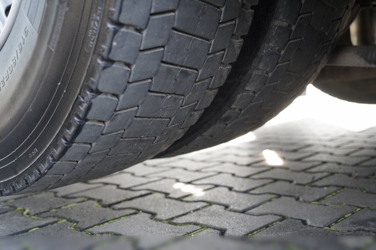 MAN TGS 35.360 / 8x2-4 / LAWETA + HDS FASSI  F240 / OŚ PODNOSZONA / 4 OSIOWY / NAJAZDY HYDRAULICZNE / WCIĄGARKA / POMOC DROGOWA zdjęcie 34