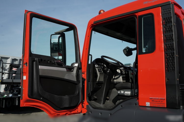 MAN TGS 35.360 / 8x2-4 / LAWETA + HDS FASSI  F240 / OŚ PODNOSZONA / 4 OSIOWY / NAJAZDY HYDRAULICZNE / WCIĄGARKA / POMOC DROGOWA zdjęcie 36