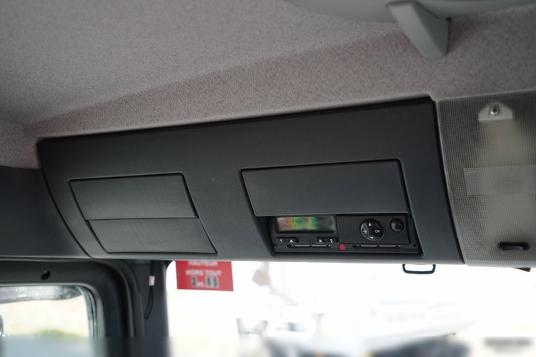 MAN TGS 35.360 / 8x2-4 / LAWETA + HDS FASSI  F240 / OŚ PODNOSZONA / 4 OSIOWY / NAJAZDY HYDRAULICZNE / WCIĄGARKA / POMOC DROGOWA zdjęcie 45