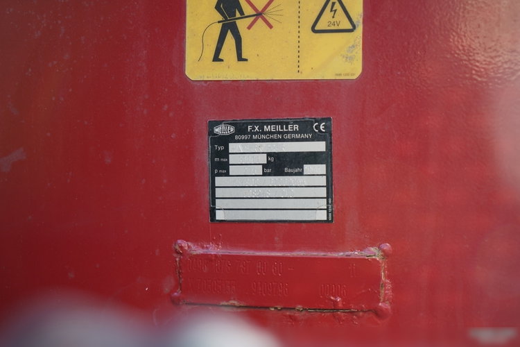 Mercedes -BENZ ACTROS 4141 / 8X6 / WYWROTKA TYLNOZSYPOWA / MEILLER KIPPER 5.3M / MANUAL /  zdjęcie 9