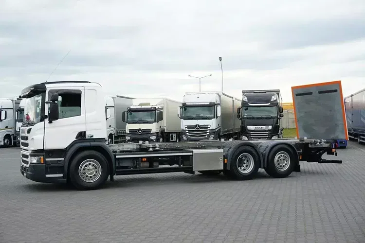 Scania P 410 / ACC / E 6 / BDF + WINDA / 7.15 , 7.45, 7.82 M / OŚ SKRĘTNA zdjęcie 3