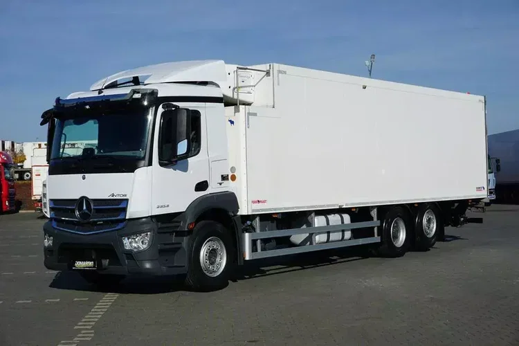 Mercedes ANTOS / 2535 / EURO 6 / CHŁODNIA + WINDA / 23 PALETY / OŚ SKRĘTNA zdjęcie 1