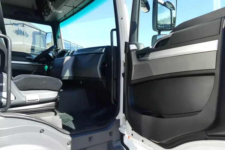 MAN TGM 18.340 / FIRANKA + WINDA / ZESTAW 38 EURO PALET / zdjęcie 27