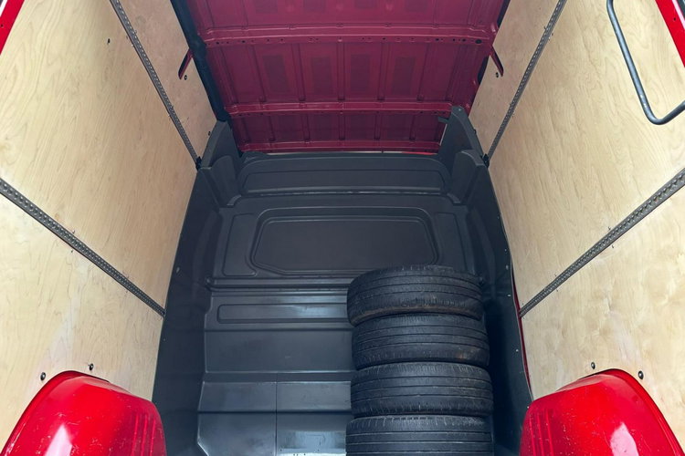 Volkswagen Crafter 2.0 140KM 2013 L2H2 6 osobowy Brygadówka Klimatyzacja Tempomat Webasto zdjęcie 21