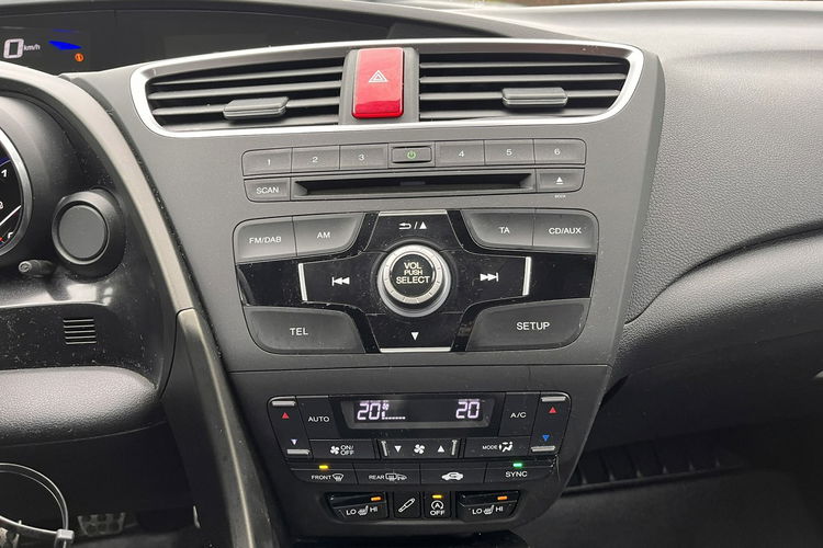 Honda Civic 1.8 1wł Climatronic Grzane Fotele Kamera Alu Stan BDB Bezwypadk Opłaco zdjęcie 14