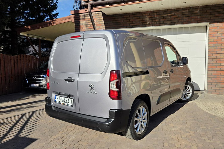 Peugeot Partner 1.5 HDI 102KM, Salon PL, I WŁ, Zadbany, Mały przebieg tylko 99 tys km zdjęcie 15