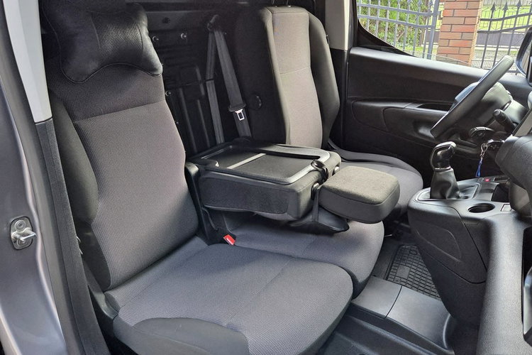 Peugeot Partner 1.5 HDI 102KM, Salon PL, I WŁ, Zadbany, Mały przebieg tylko 99 tys km zdjęcie 21