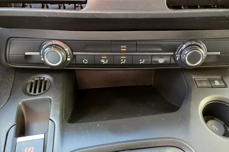 Peugeot Partner 1.5 HDI 102KM, Salon PL, I WŁ, Zadbany, Mały przebieg tylko 99 tys km zdjęcie 28