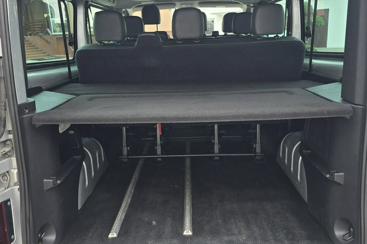 Renault Trafic 2.0dci 9 Osobowe, Automat, LONG.Klimatyzacja.NavigacjaSalon PL. zdjęcie 21