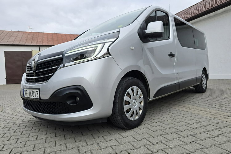 Renault Trafic 2.0dci 9 Osobowe, Automat, LONG.Klimatyzacja.NavigacjaSalon PL. zdjęcie 9