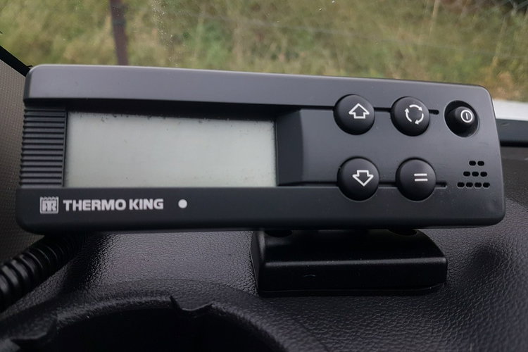 Renault Master 8EP CHŁODNIA MROŹNIA 4.24x2.13x2.05 IZOTERMA AGREGAT THERMO KING V-500 zdjęcie 33