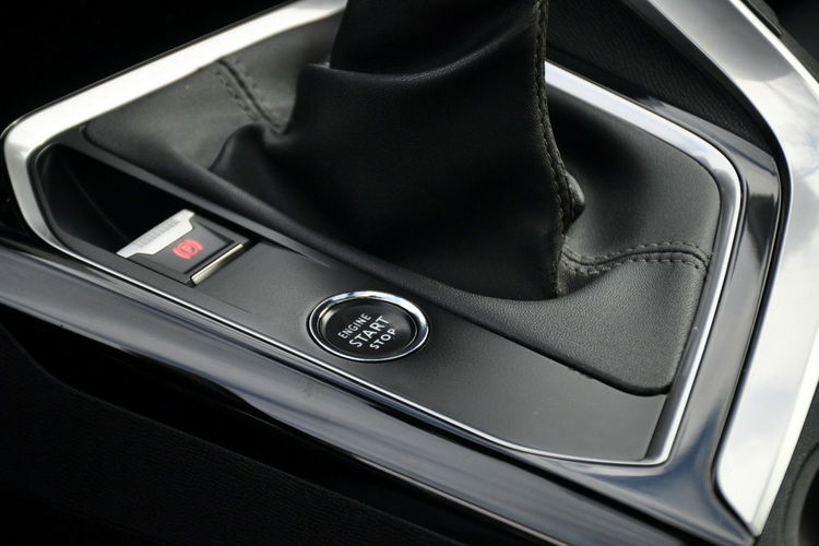 Peugeot 3008 1.5HDI(131KM) Virtual Led Panorama Skóry Android Kamera360 Alu18"ASO zdjęcie 36