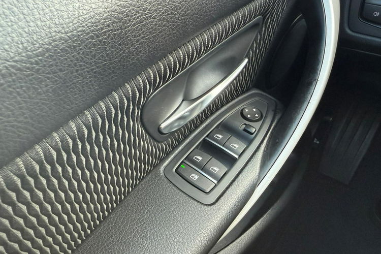 BMW 320 navi, klimatronic, kamera, zarejestrowany zdjęcie 26