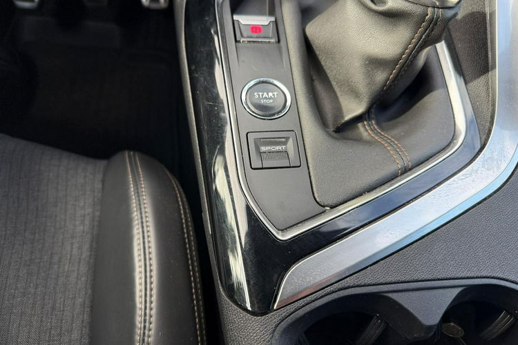 Peugeot 3008 GT-line, navi, gwarancja, 80tys.km zdjęcie 28