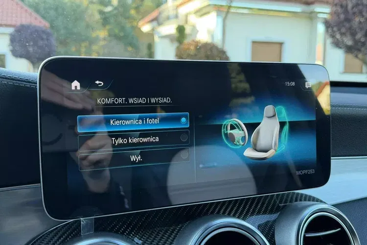 Mercedes glc zdjęcie 37